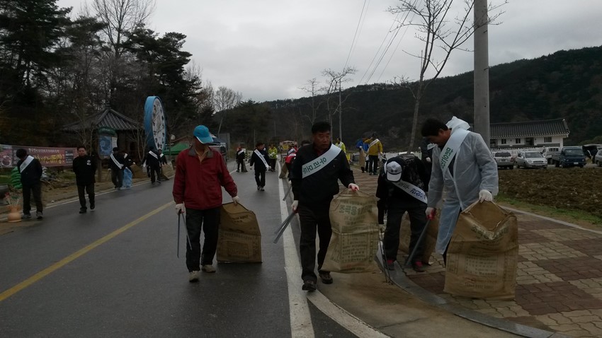 2.함께 가꾸는 농촌운동’추진 환경정화활동 펼쳐